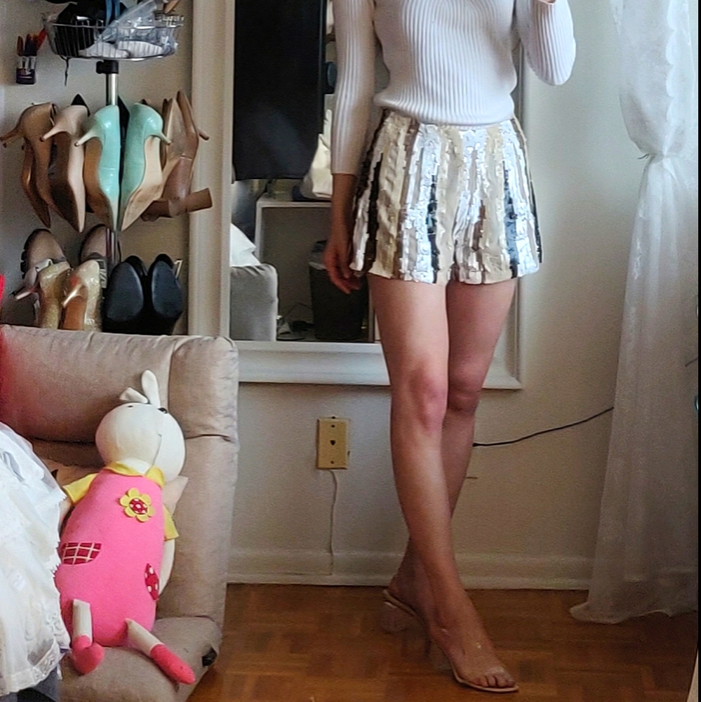 GUESS Sequined Shorts Side Zip Closure